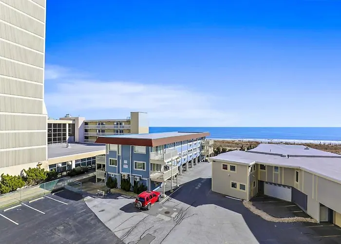 Oceanfront With Balconies Washer & Dryer Wifi & Shared Pool & Tennis Holiday home Ocean City